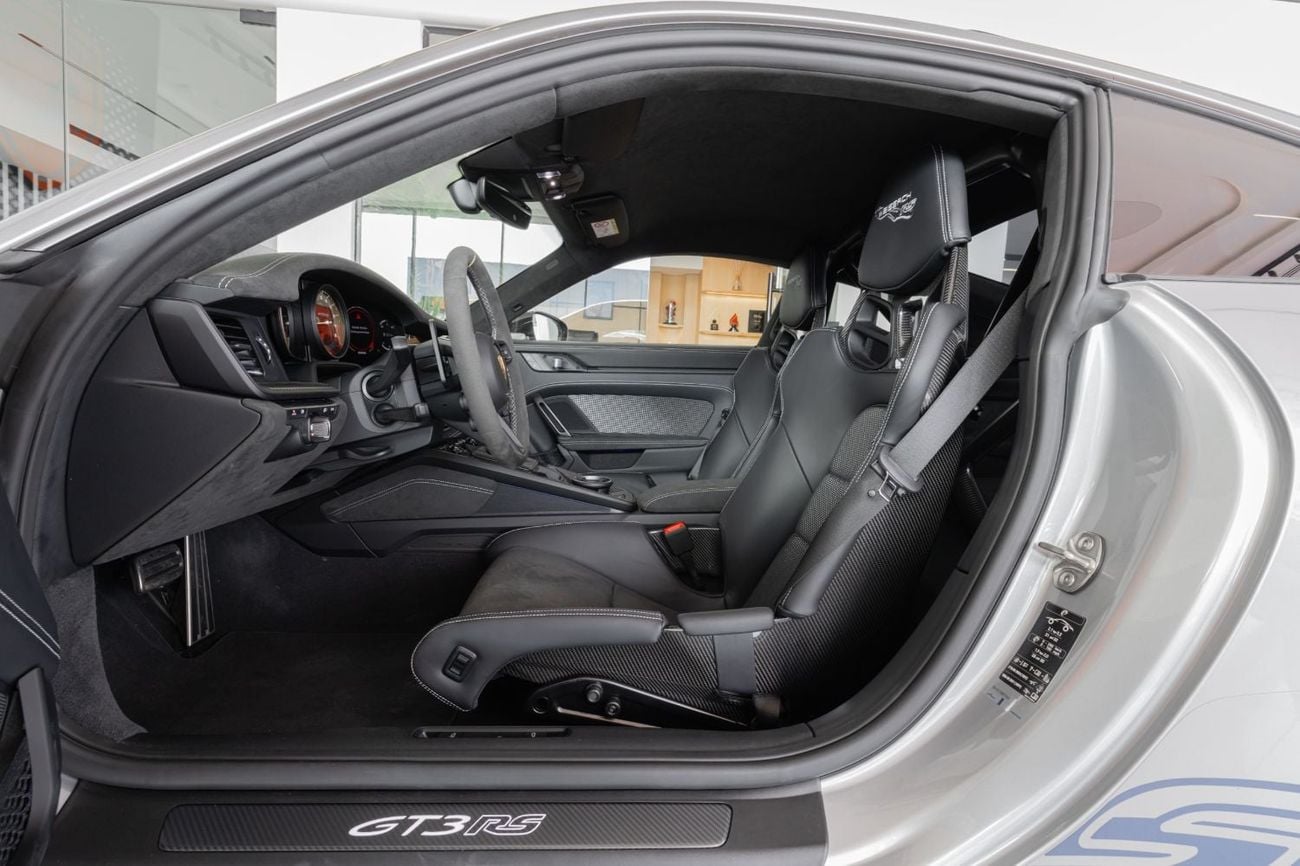 Porsche 911 GT3RS Porsche 911 GT3 RS | 2025 | Weissach Package | Grey | Dealer warranty