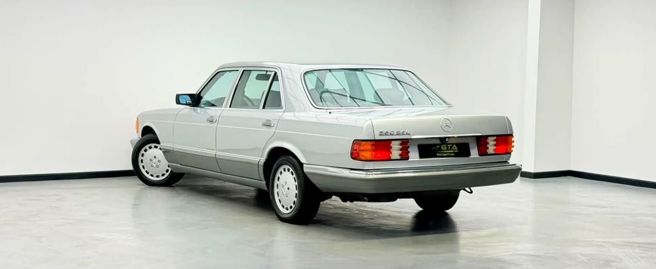 Mercedes Benz 560 560 SEL, Sunroof, Dual Airbags, Fully Loaded, Excellent Condition, American