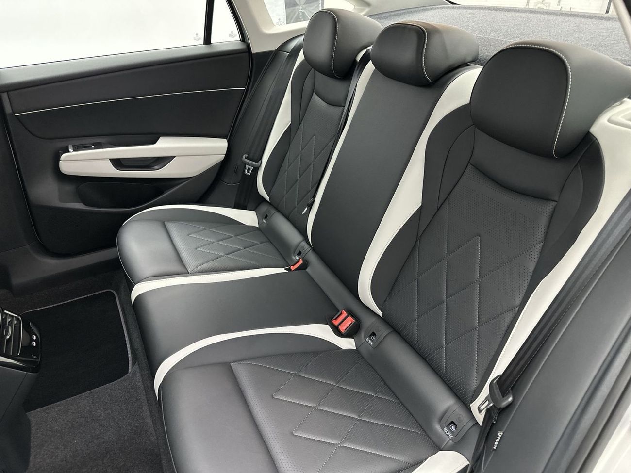 Volkswagen Jetta HIGHLINE Jetta Comfortline 1.5L | Ex-Demo | Adaptive Cruise Control | Lane & Side Assist | Digital C