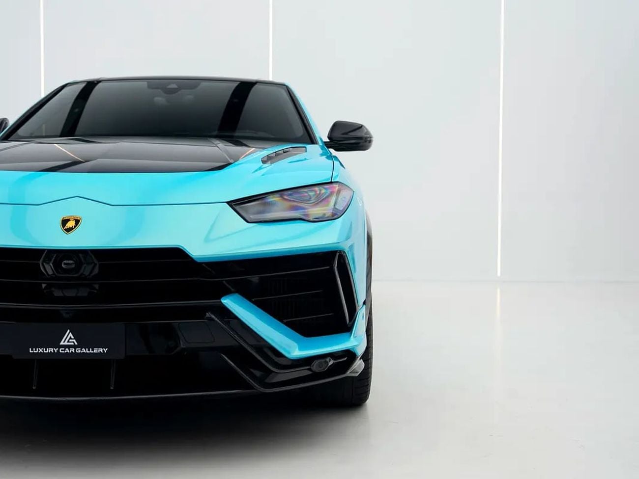 لامبورغيني اوروس PERFORMANTE Akrapovič Titanium Exhaust | Fresh Wrap | 10-Year Wrap Warranty