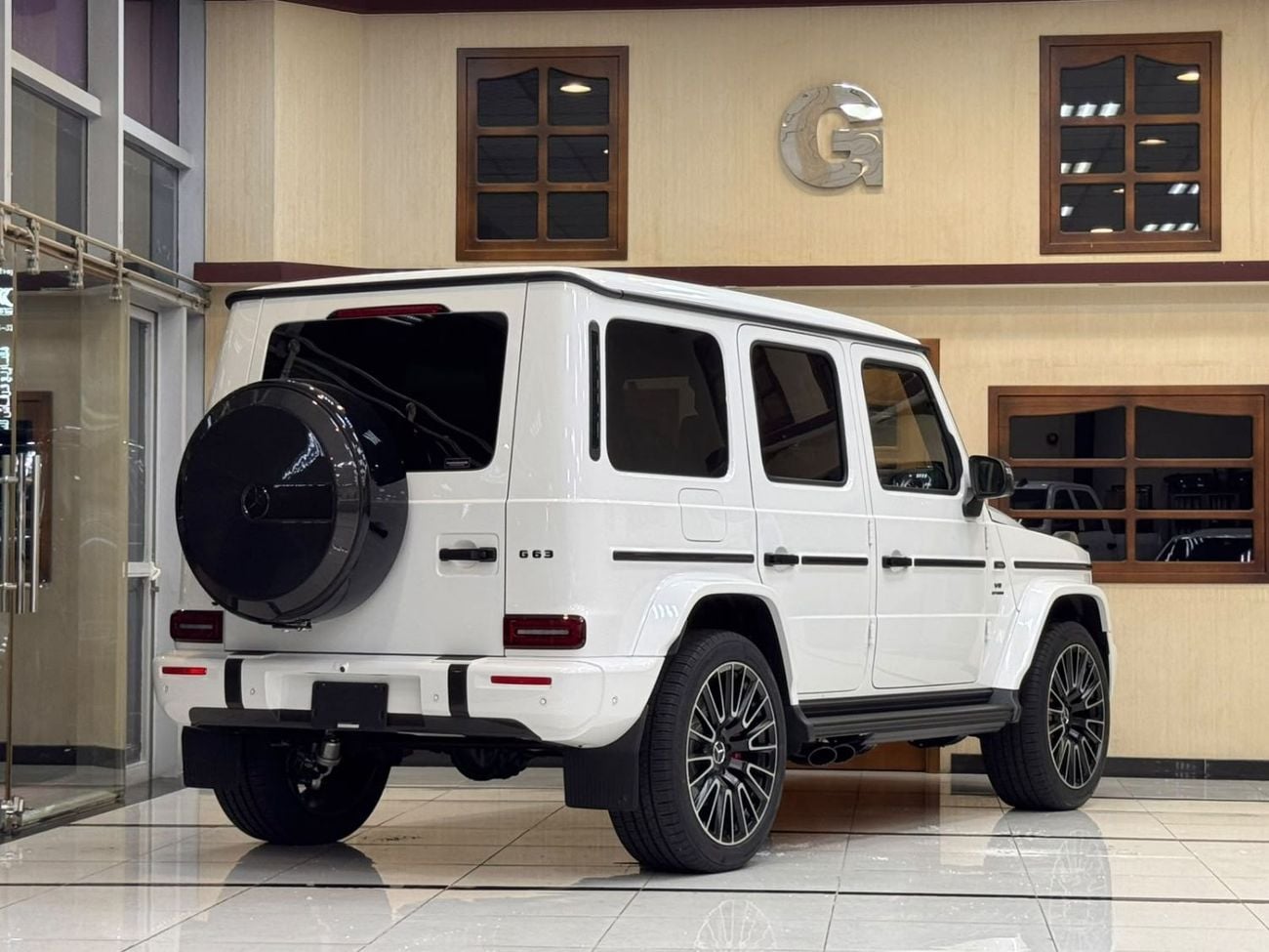 Mercedes Benz G63 AMG STANDARD