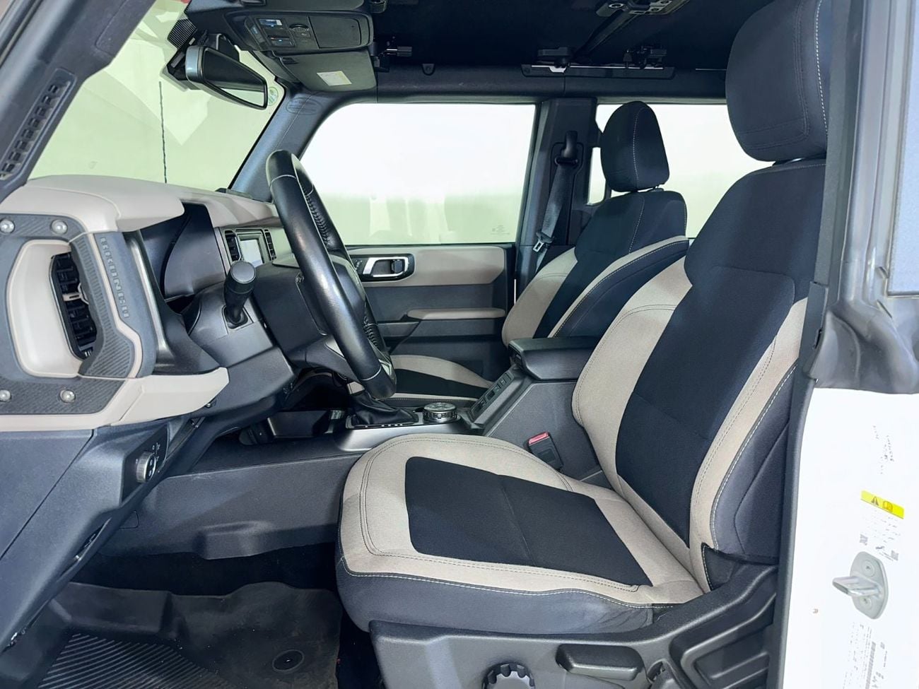 Ford Bronco BIG BEND B4D2222/AL TAYER MOTORS/AL QOUZ SHOWROOM