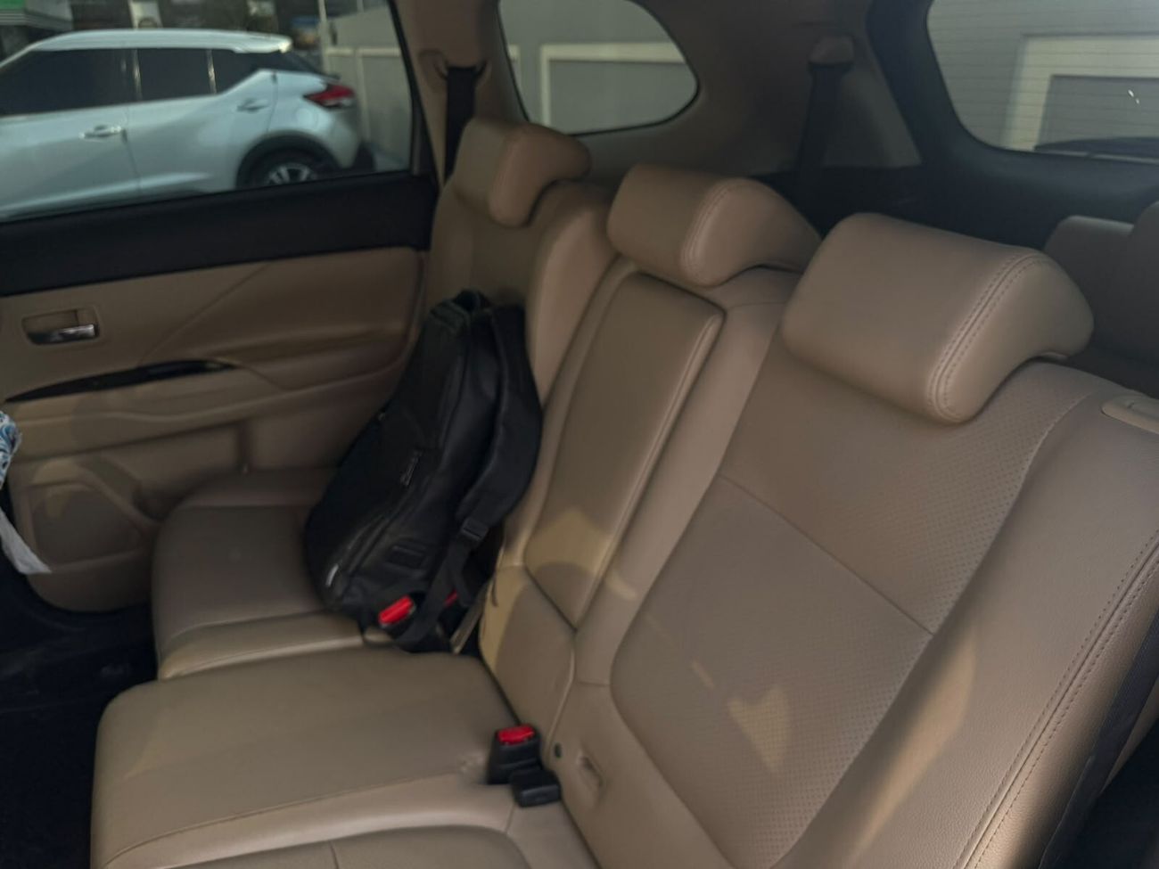 Mitsubishi Outlander GLX HIGHLINE LEATHER