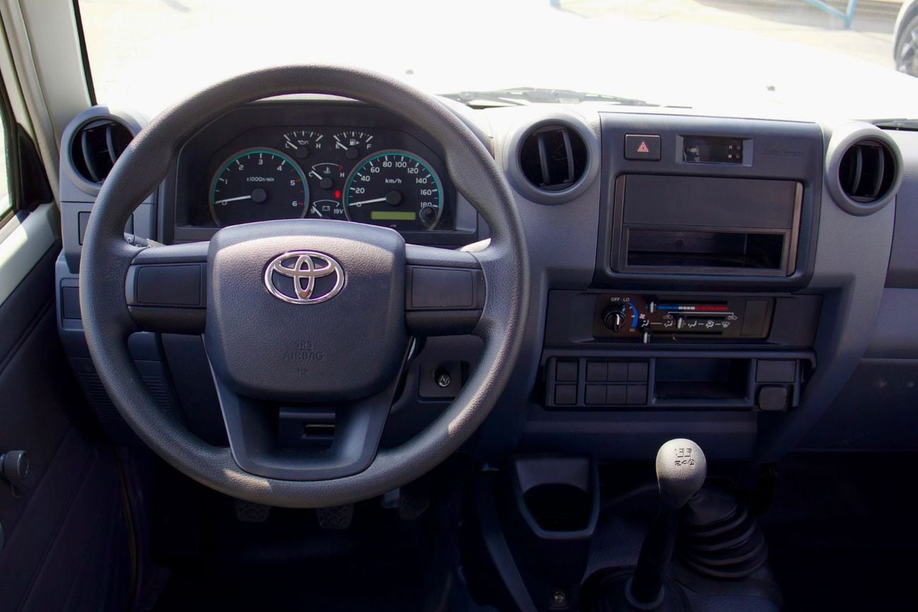 Toyota Land Cruiser Pick Up