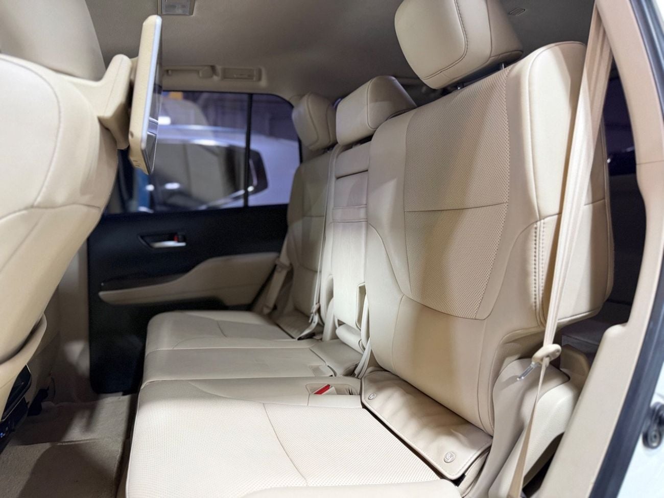 Toyota Land Cruiser VXR