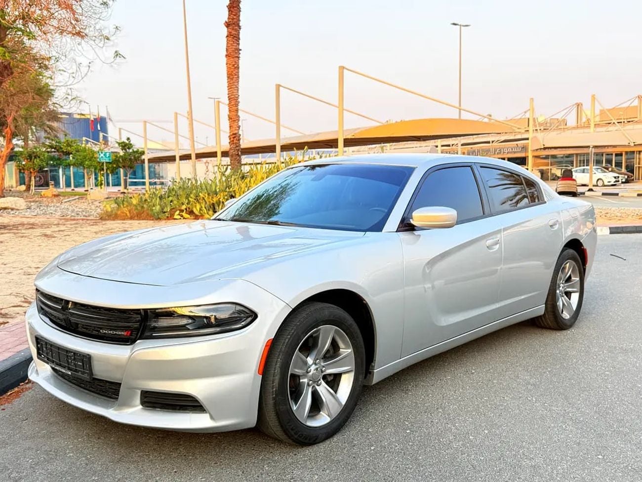 Dodge Charger SXT GCC! Perfect condition! Recently serviced!