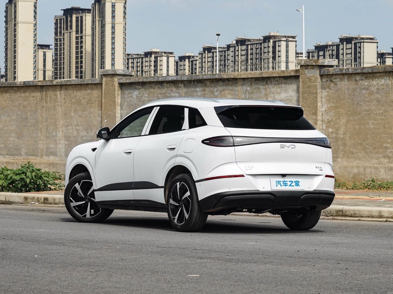 BYD Sealion 06