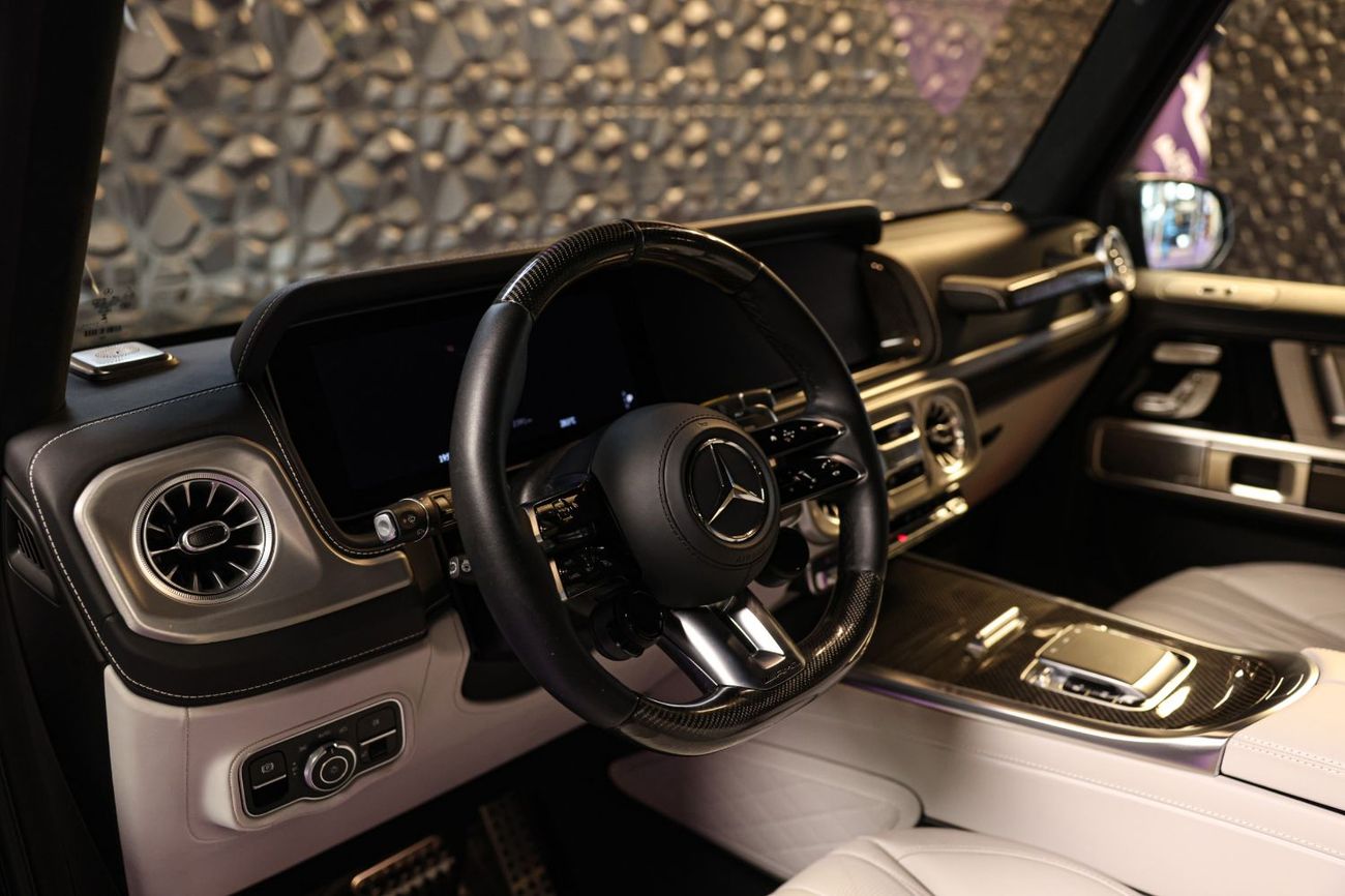 Mercedes Benz G63 AMG STANDARD
