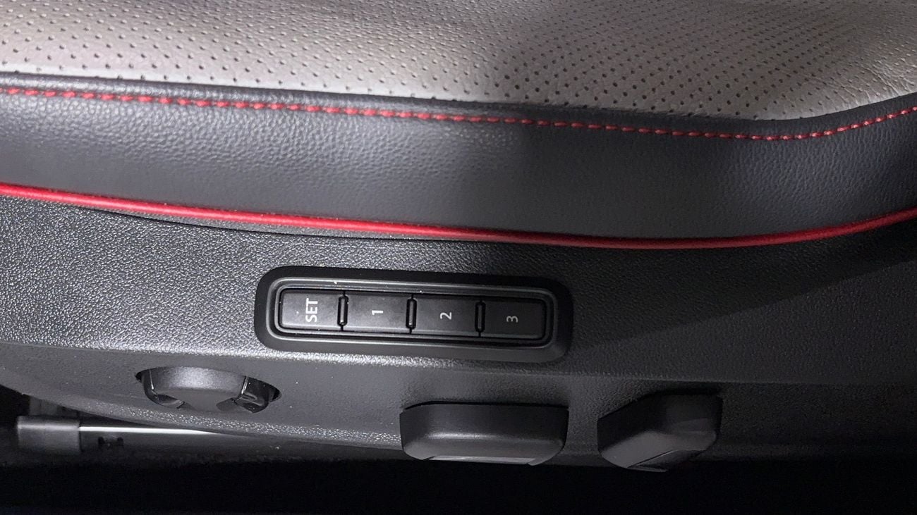 Volkswagen Golf GTI P2 2023 | AED 1573/Month | 0 DP | 30 Day Return | Warranty | Service History