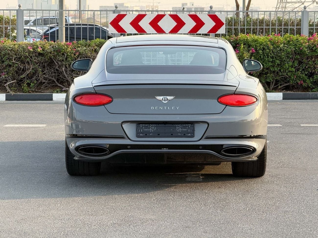 Bentley Continental GT W12 **2021**NEAT AND CLEAN LESS KILOMETER