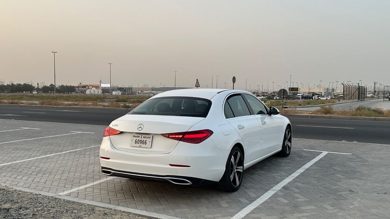 مرسيدس بنز C 300 STANDARD