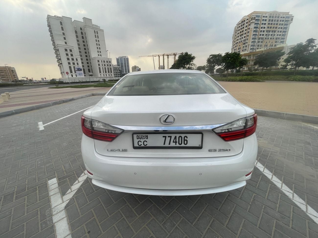 لكزس ES 250 PREMIER