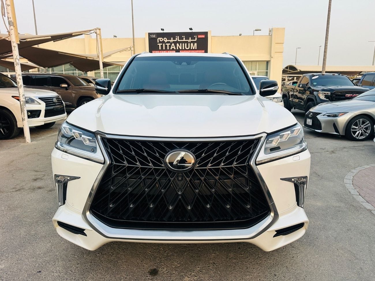Lexus LX570 SIGNATURE