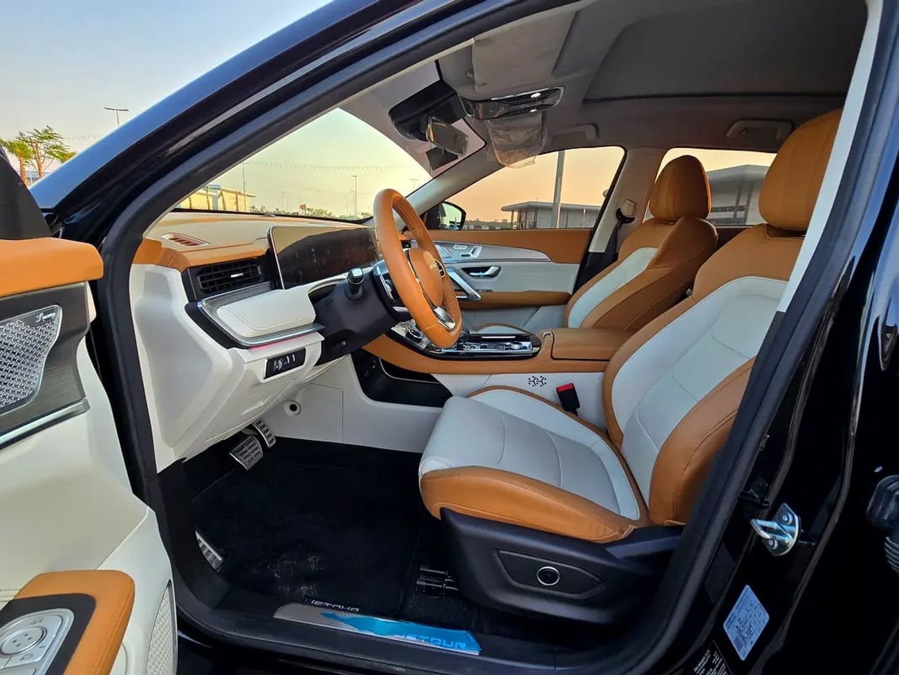 Jetour X70 Plus LUX | GCC Specs | Brand