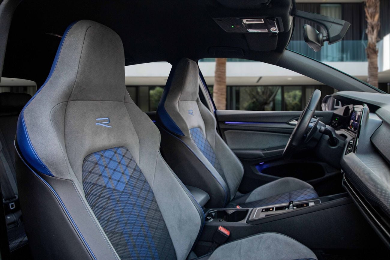 فولكس واجن جولف R Golf R | 2,448 P.M | 0% Downpayment | UNDER WARRANTY