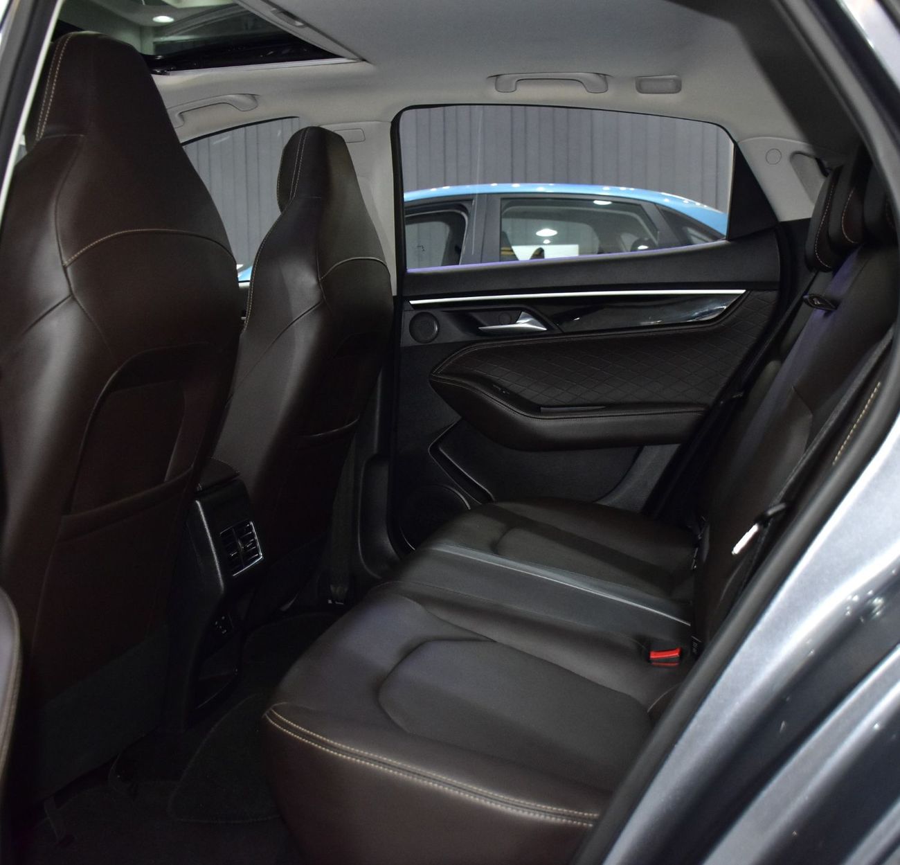 JAC J7 INTELLIGENT EXCELLENT DEAL for our JAC J7 ( 2023 Model ) in Grey Color GCC Specs