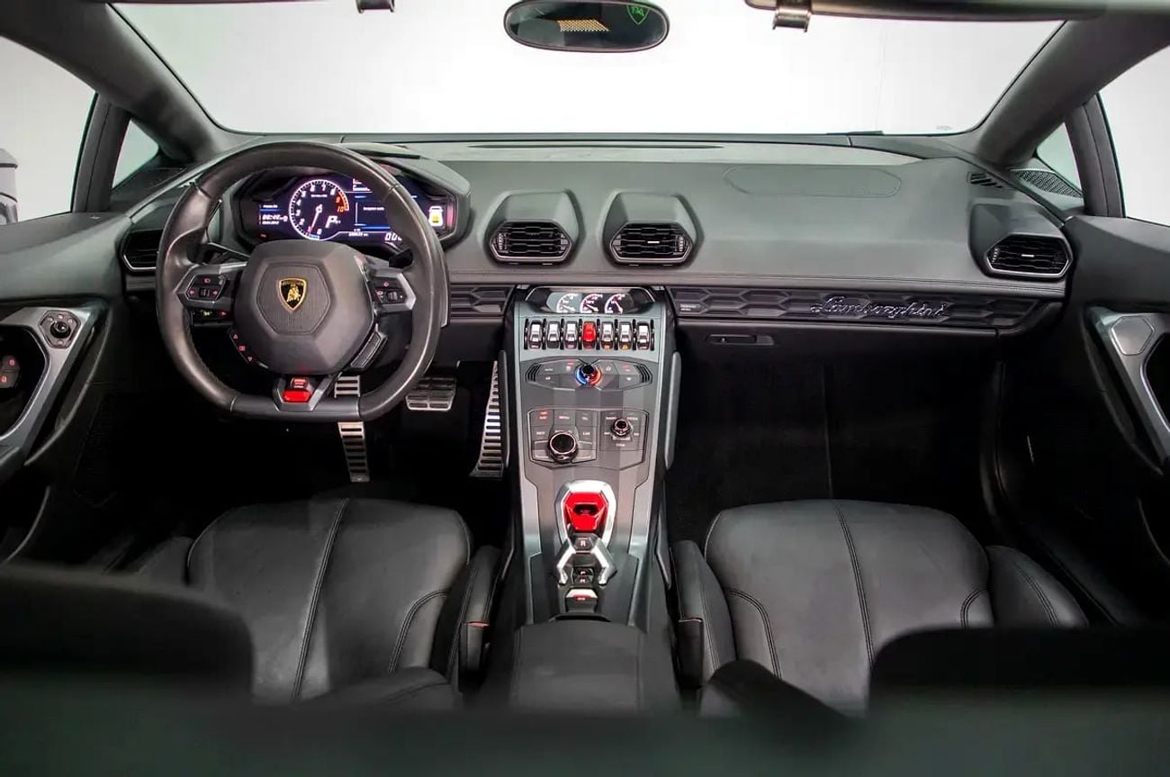 Lamborghini Huracan LP610-4 LP 610-4 • AWD 5.2 V10 • GCC Specs • Full History • Only 38KM