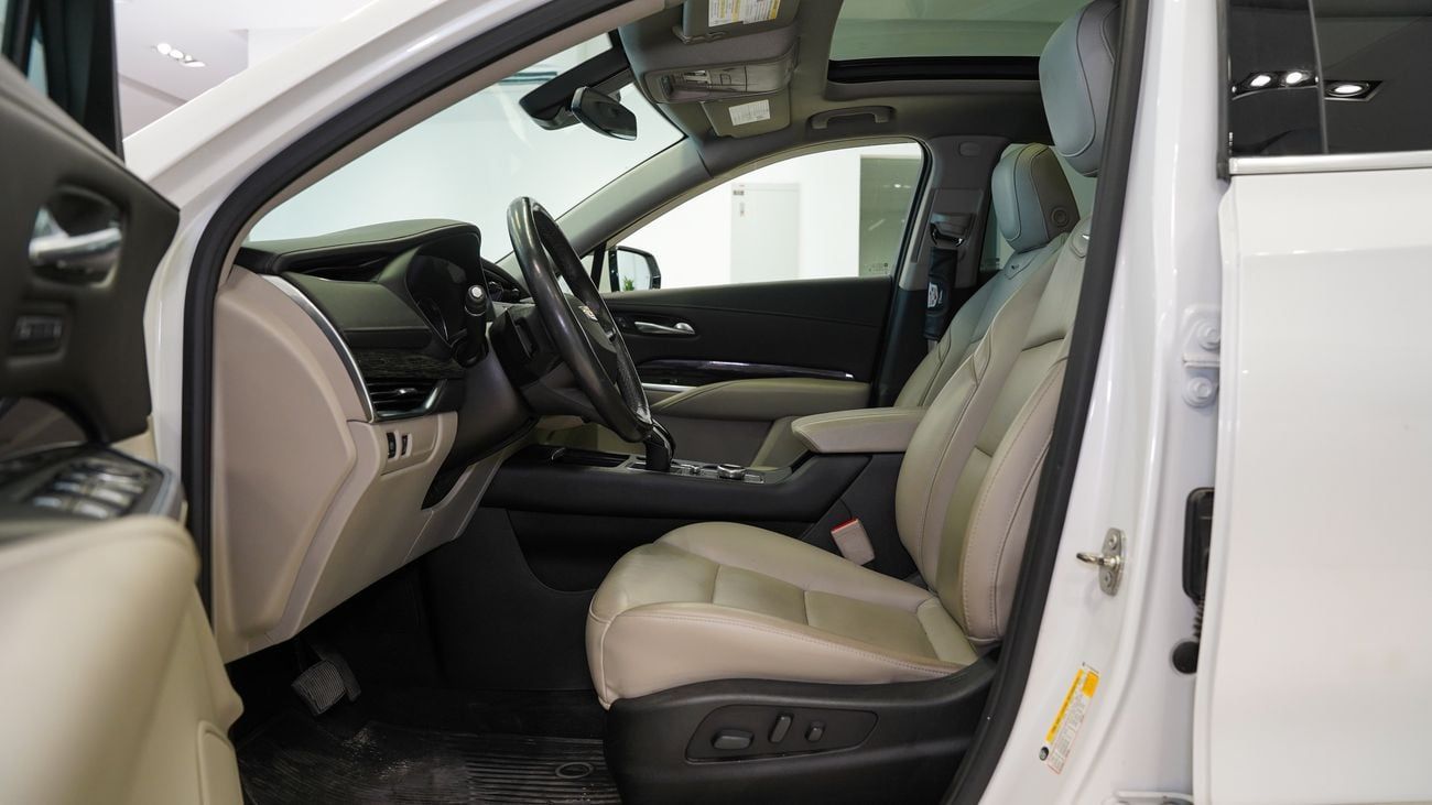 Cadillac XT4 PREMIUM LUXURY