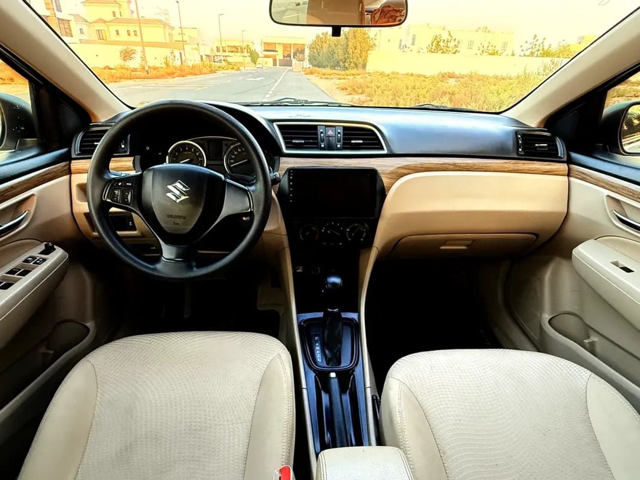 Suzuki Ciaz GL GCC Specs - Excellent condition