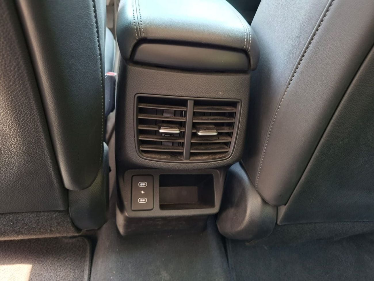 Kia Seltos EX