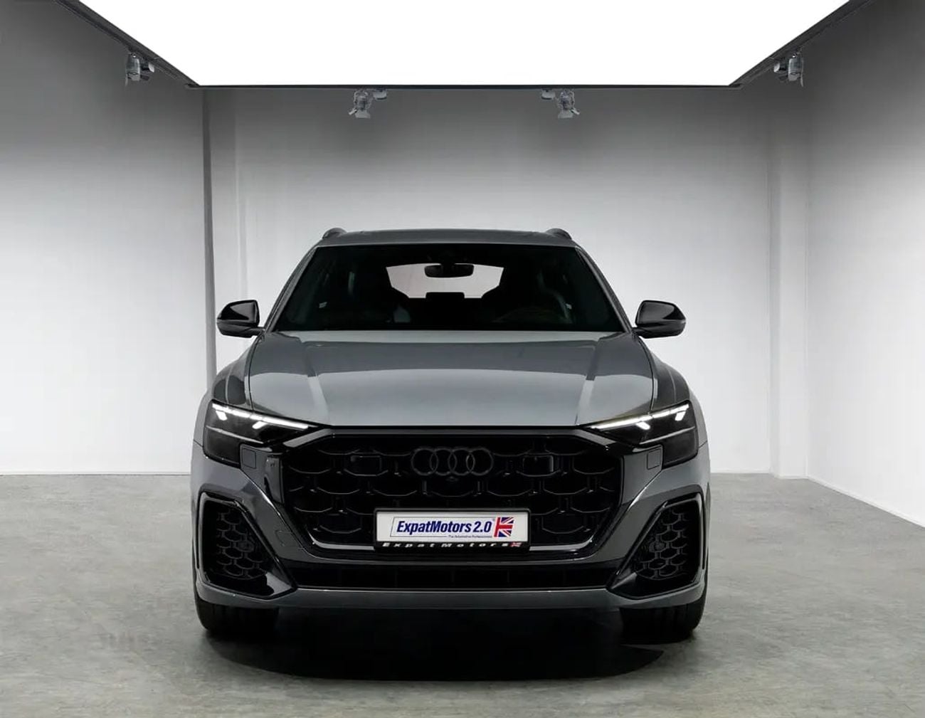 Audi Q8 55 TFSI Warranty + Service Contract • Top Spec Progress Black • FDSH • GCC