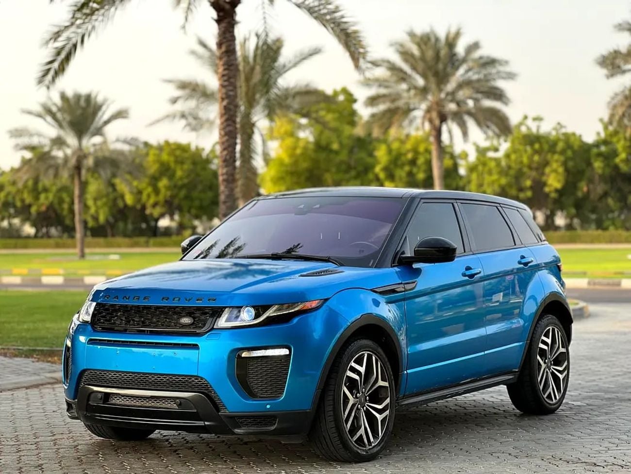 Land Rover Range Rover Evoque Dynamic SE - Canadian Specs