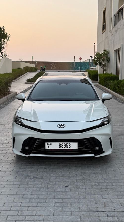 Toyota Camry GLE
