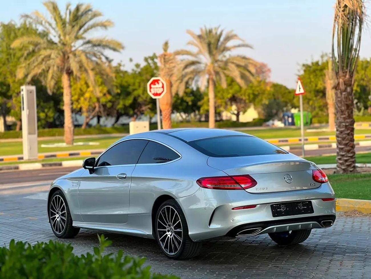 Mercedes Benz C 200 Coupe C200 Coupe GCC Specs