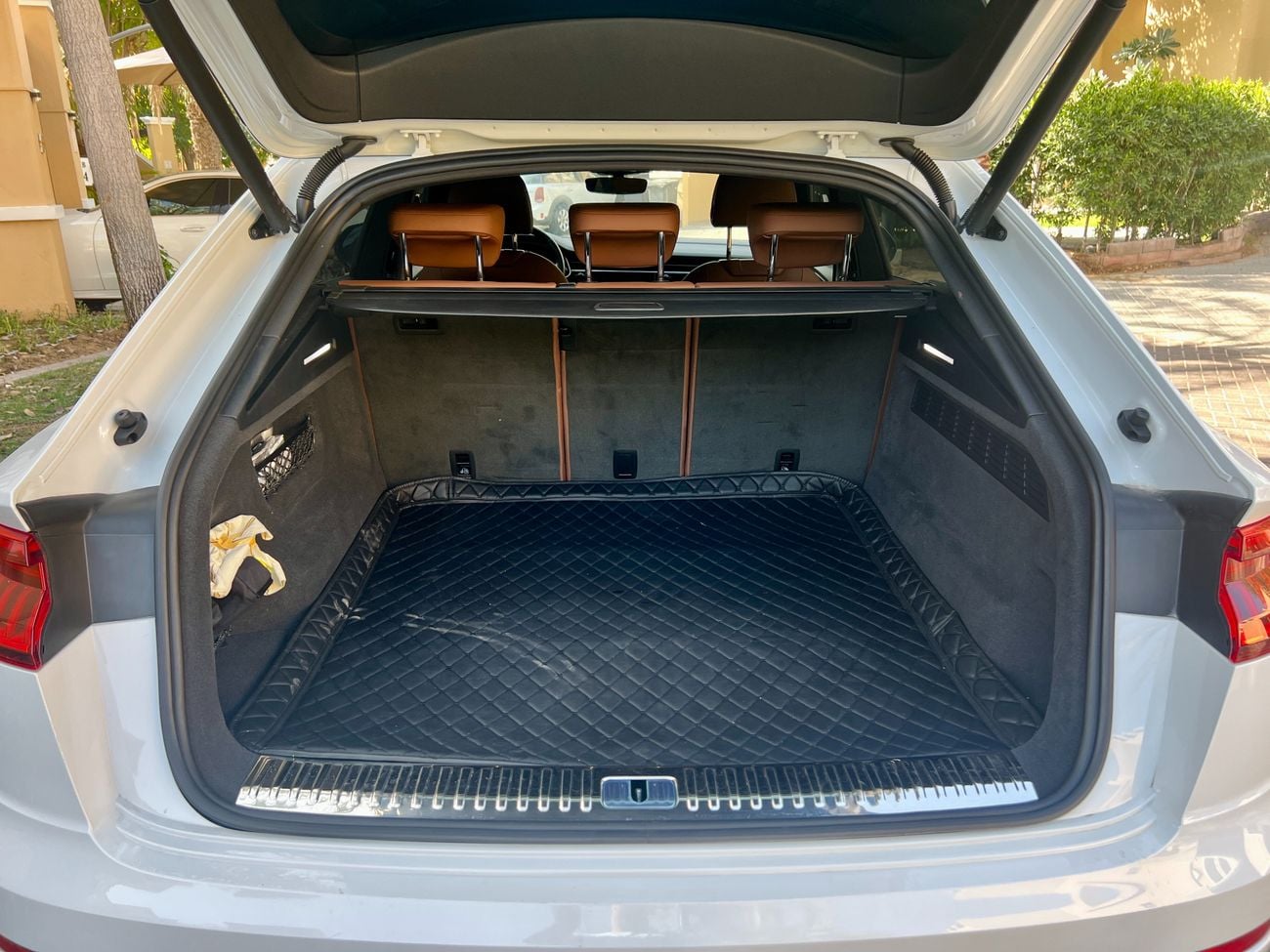 Audi Q8 2021 Audi Q8 55 TFSI Quattro S-Line ABT kit, 2026 Audi Warranty, 2029 Audi Service Pack