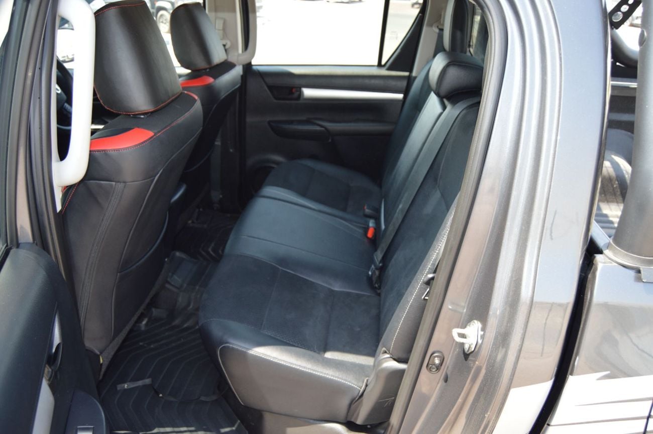 Toyota Hilux GR SPORT