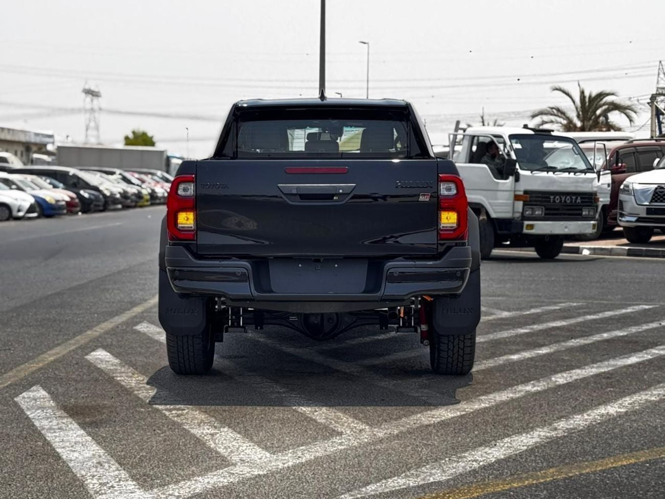 تويوتا هيلوكس GR SPORT 2.8L