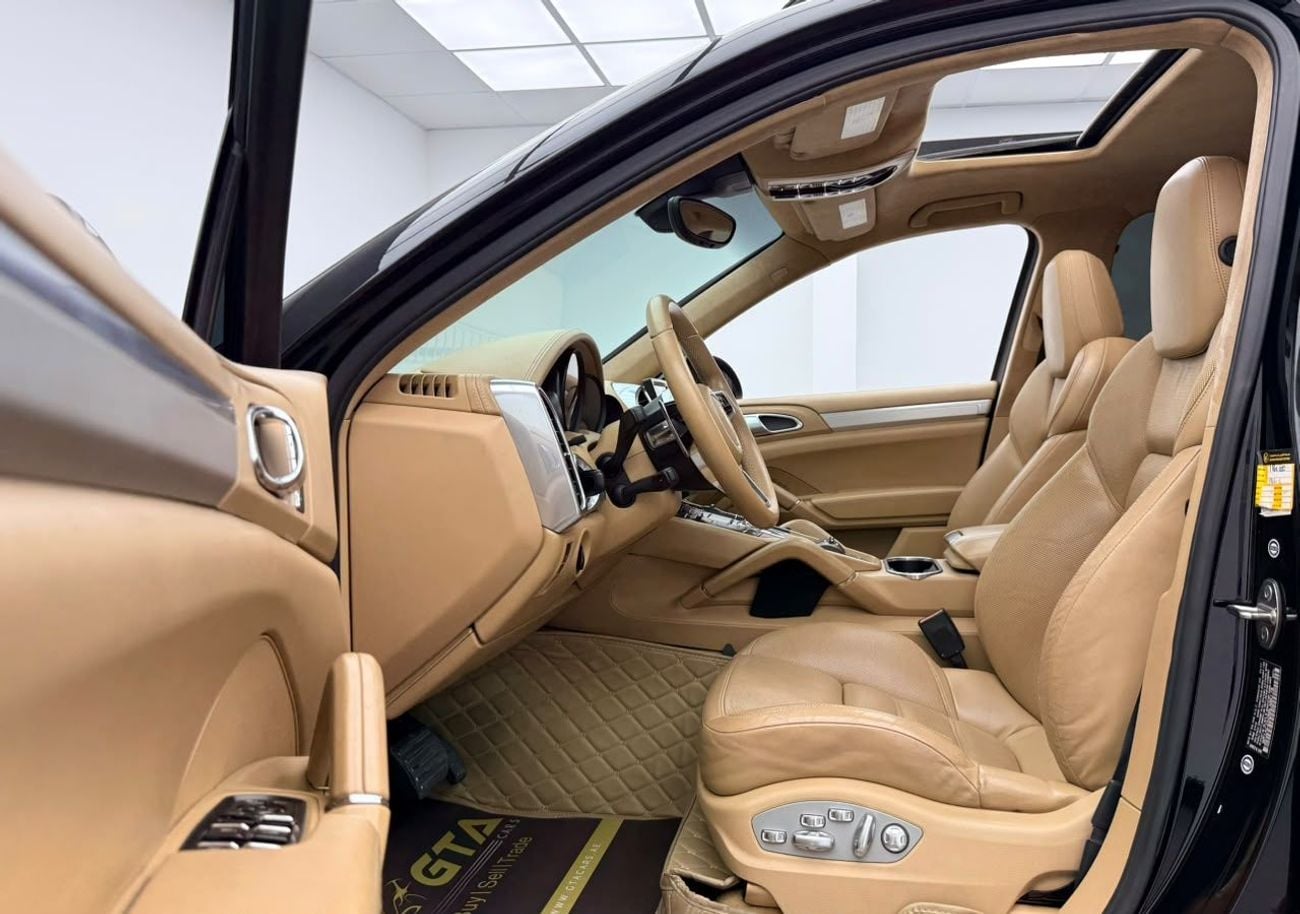Porsche Cayenne TURBO **2011 Porsche Cayenne Turbo, Excellent Condition, American Specs.