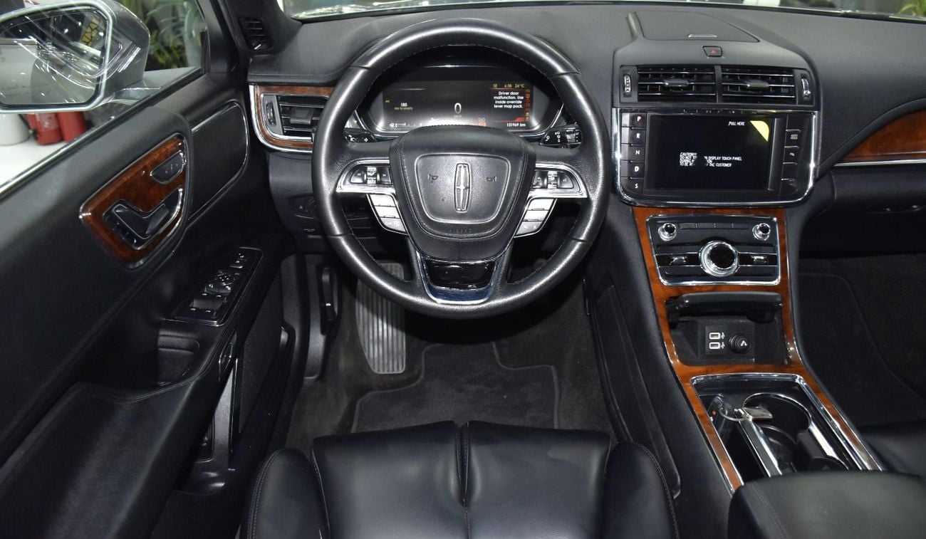 Lincoln Continental RESERVE EXCELLENT DEAL for our Lincoln Continental ( 2020 Model ) in Silver Color GCC Specs