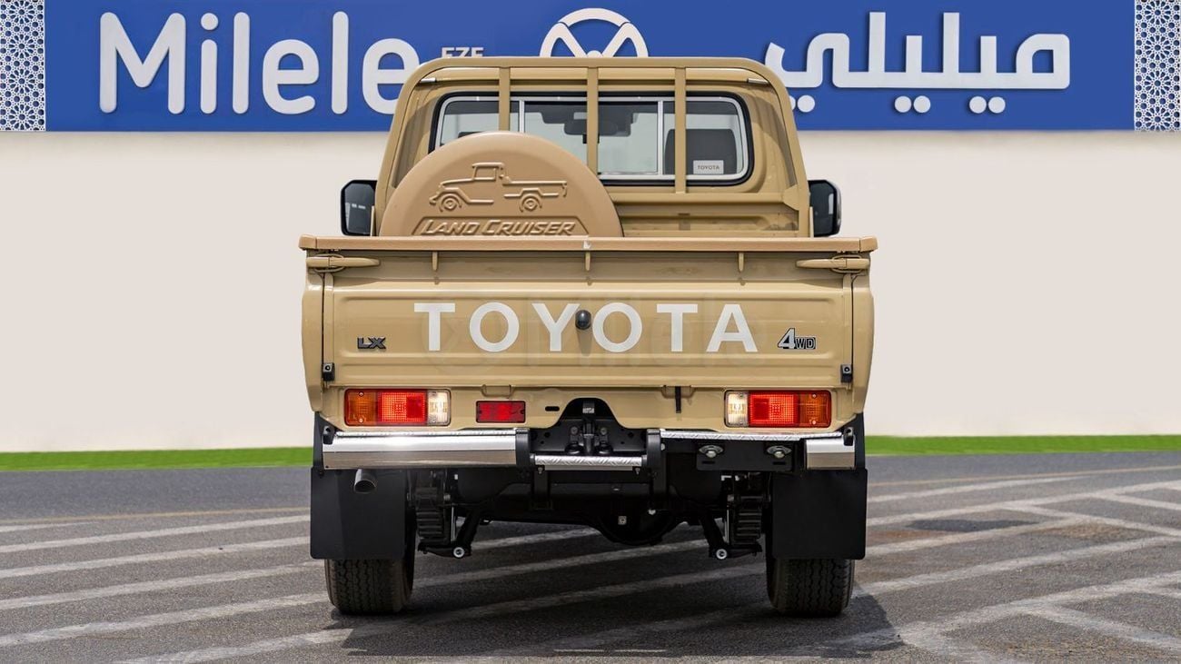 تويوتا لاند كروزر بيك أب 70 LC79 LX LX