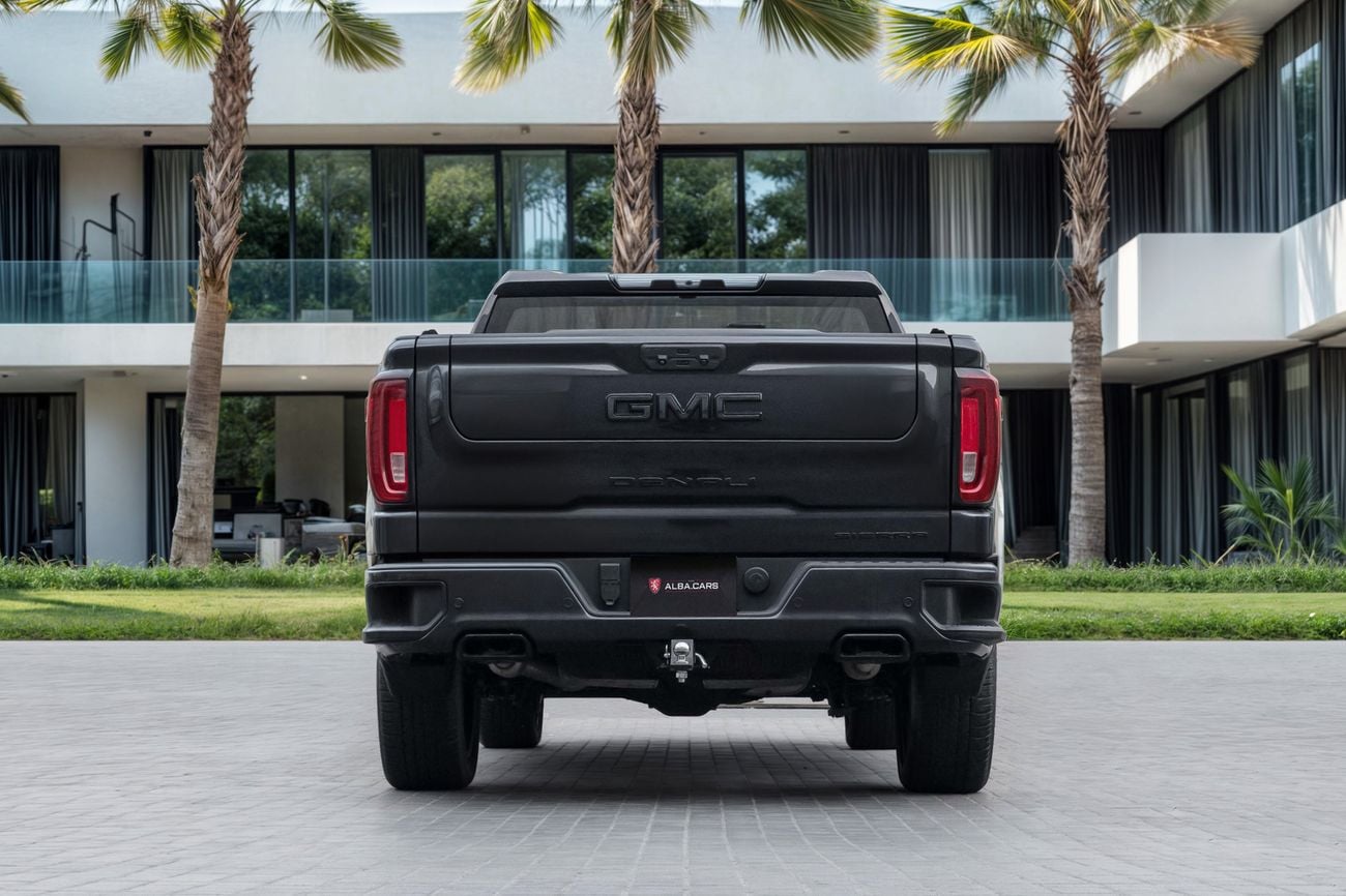 جي أم سي سييرا DENALI ULTIMATE Sierra Ultimate Denali 6.2L | 4,015 P.M | 0% Downpayment | GMC WARRANTY!