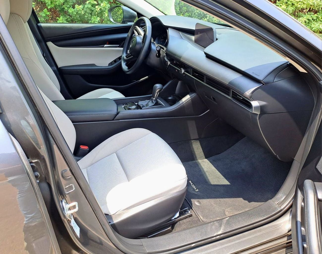 Mazda 3 SELECT 858/- Monthly 2025 | NO CONVENIENCE CHARGES I GCC | Accident Free