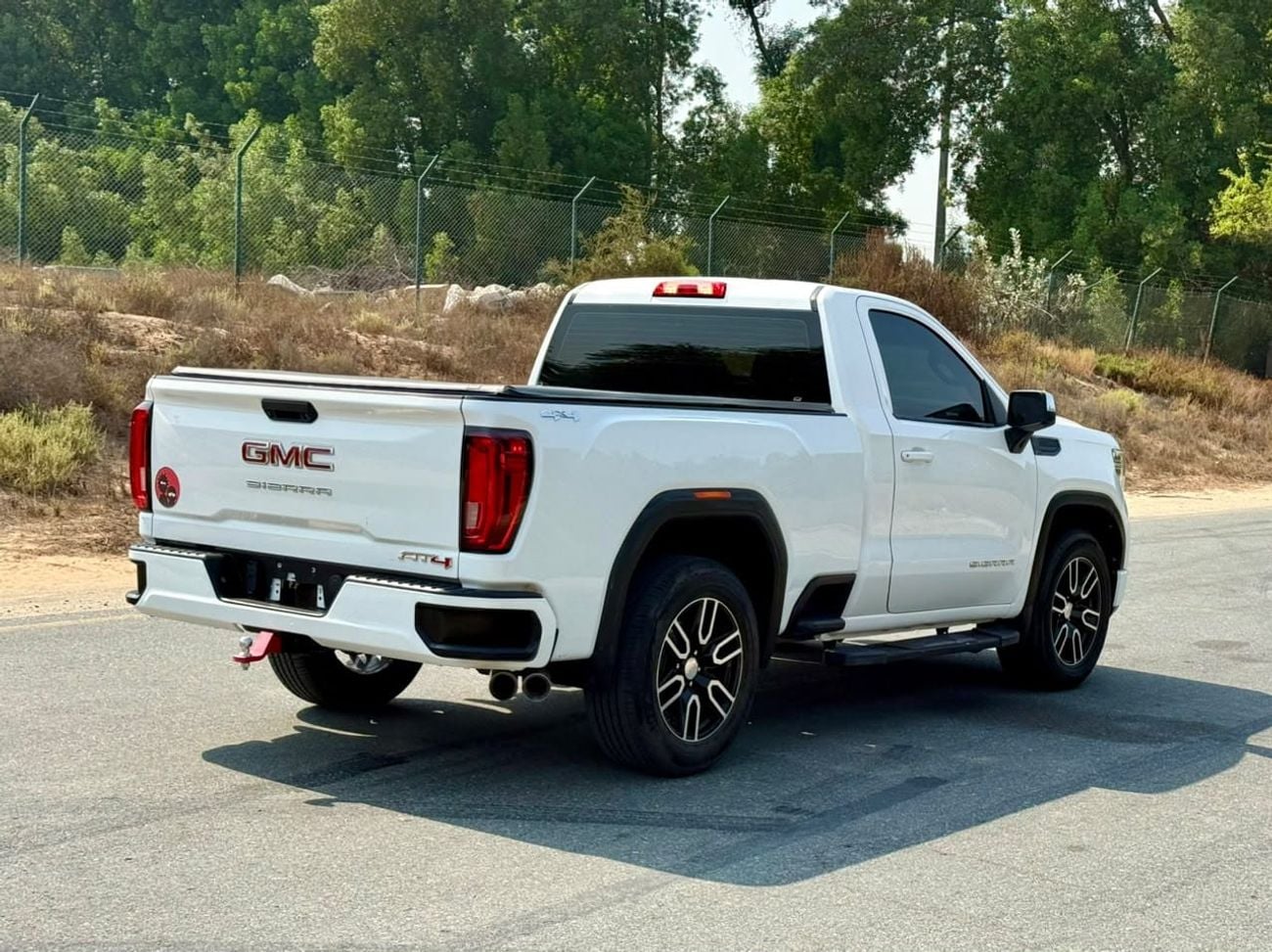 GMC Sierra 1500 REG/CAB AT4