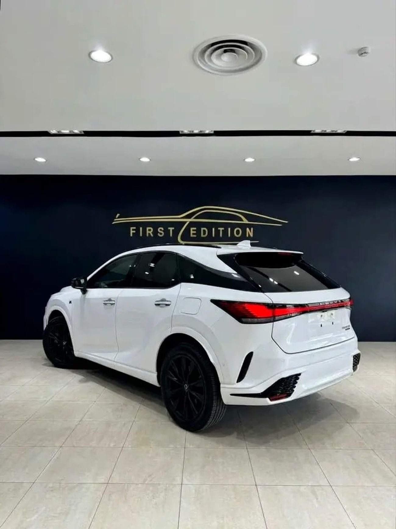 لكزس RX 500h F SPORT PERFORMANCE II RX 500h F Sport Performance II GCC Specs