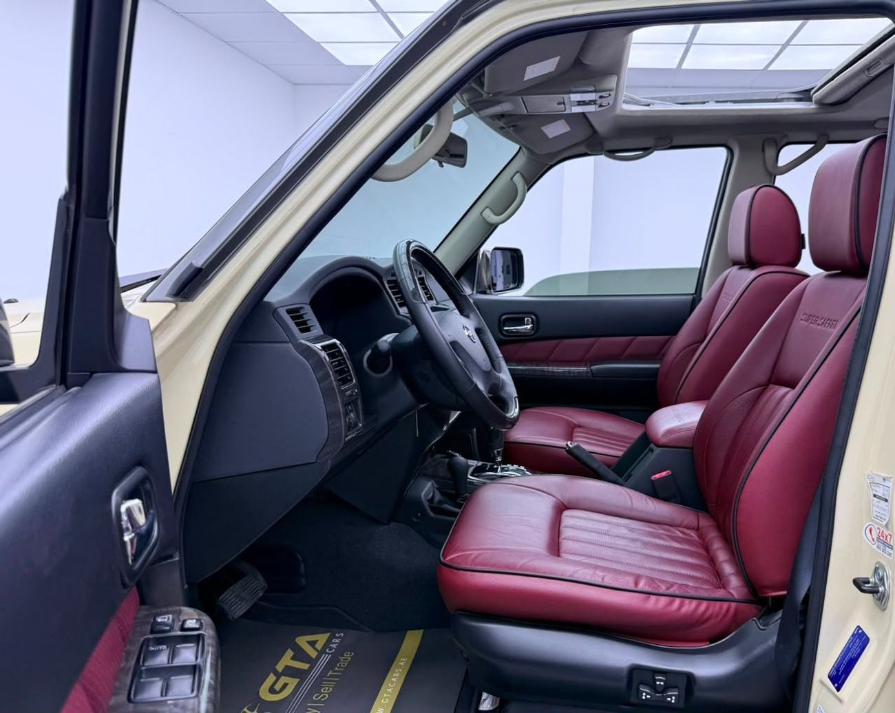 Nissan Patrol SUPER SAFARI 2023 Nissan Patrol Super Safari, Warranty, Full Nissan Service History, GCC