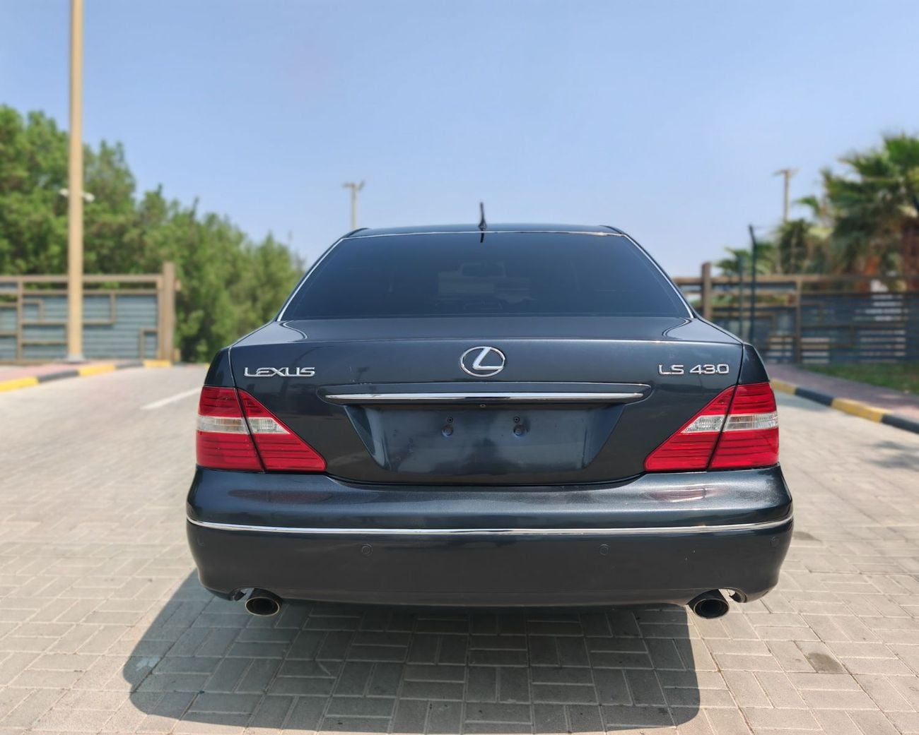 Lexus LS430 TOP