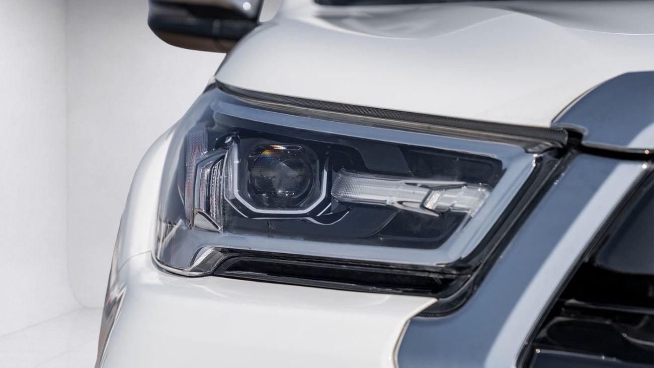 تويوتا هيلوكس TOYOTA HILLUX 2.7 SR5 KUWAIT SPEC M/T FULL OPTION 2025 للتصدير فقط