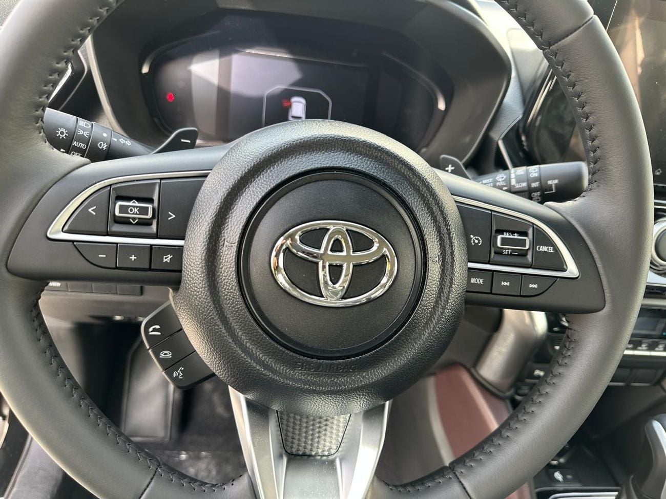 Toyota Urban Cruiser GLX 1.5L, PANORAMIC ROOF, LEATHER SEAT, HEADUP DISPLAY, MODEL 2026