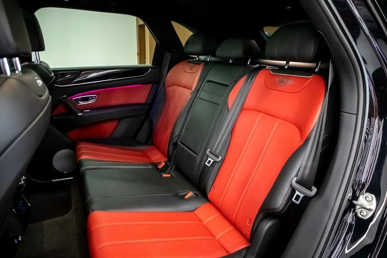 Bentley Bentayga V8 | GCC Spec