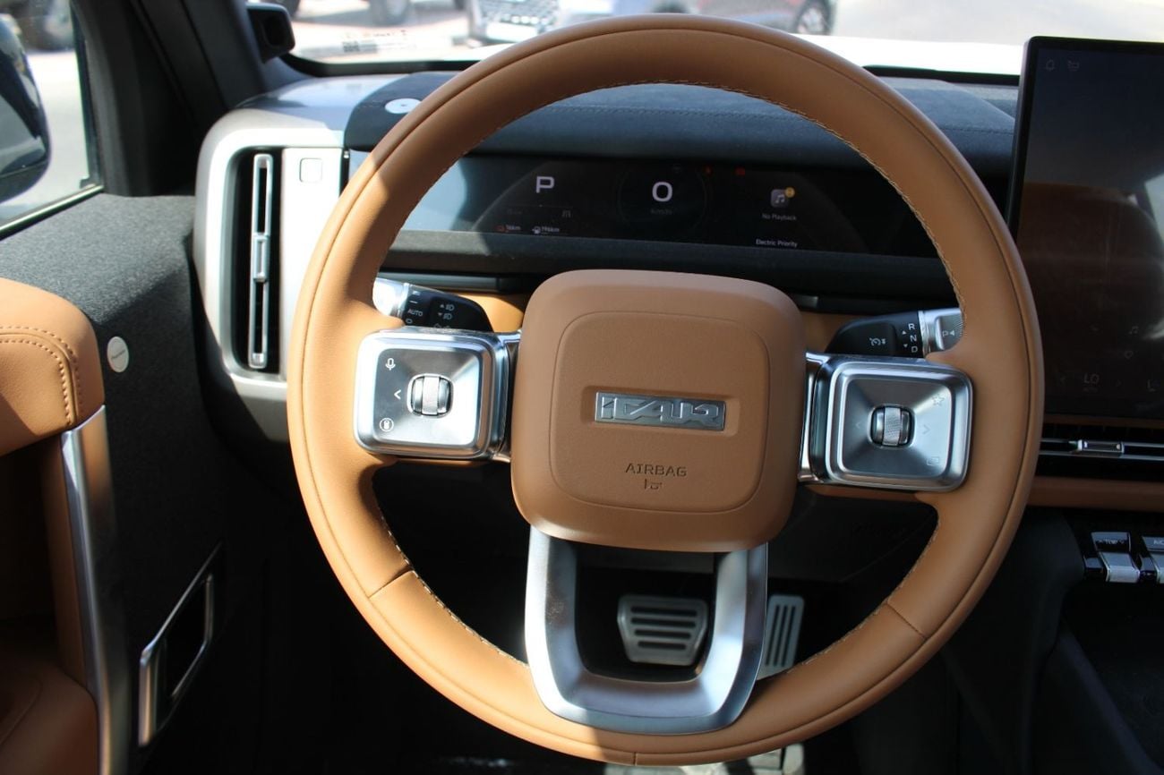 Chery iCar 03