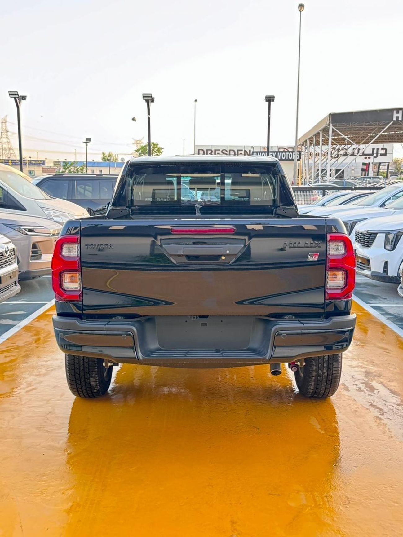 تويوتا هيلوكس TOYOTA HILUX
