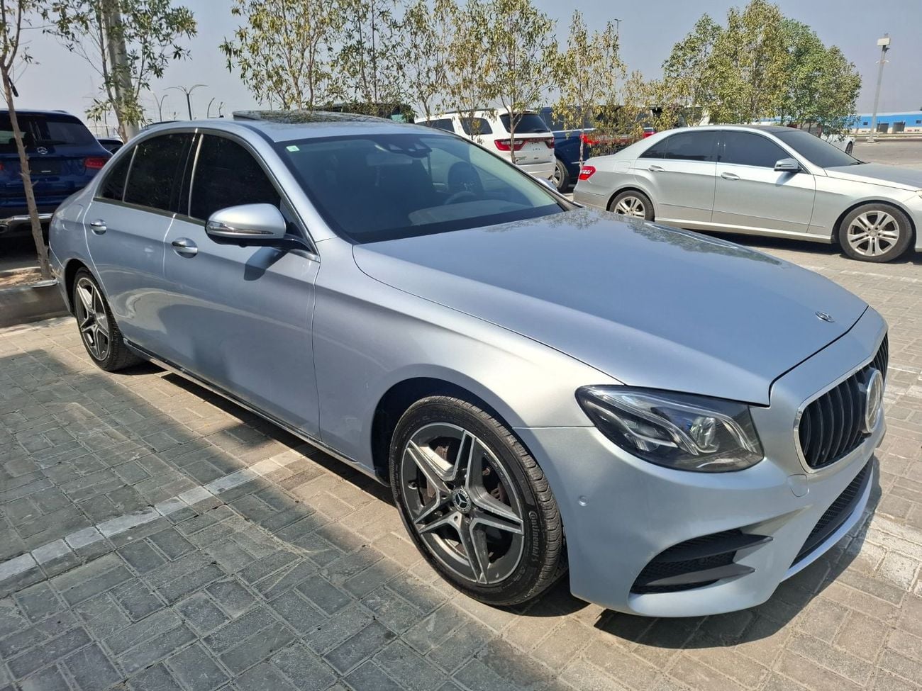 مرسيدس بنز E300 AMG