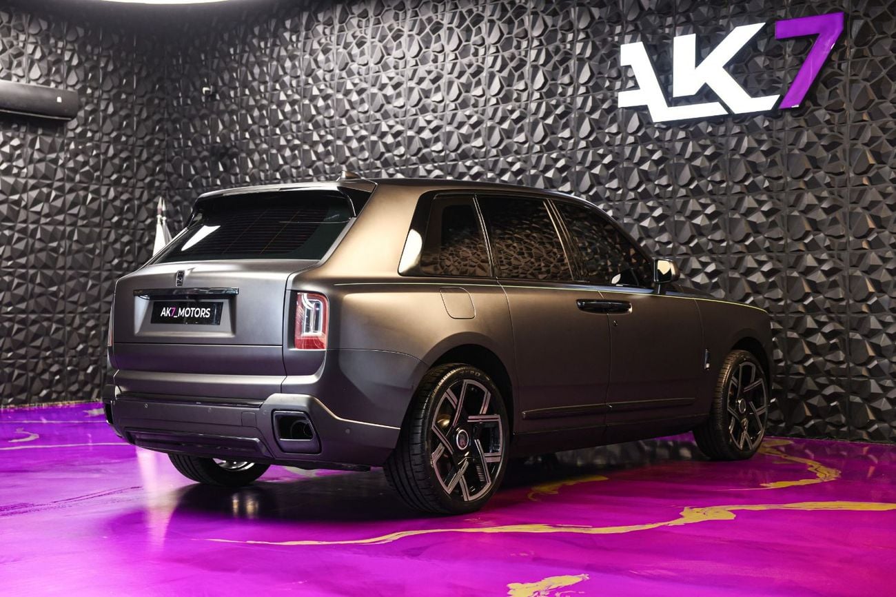 Rolls Royce Cullinan BLACK BADGE 2023 Rolls Royce Cullinan Black Badge | GCC