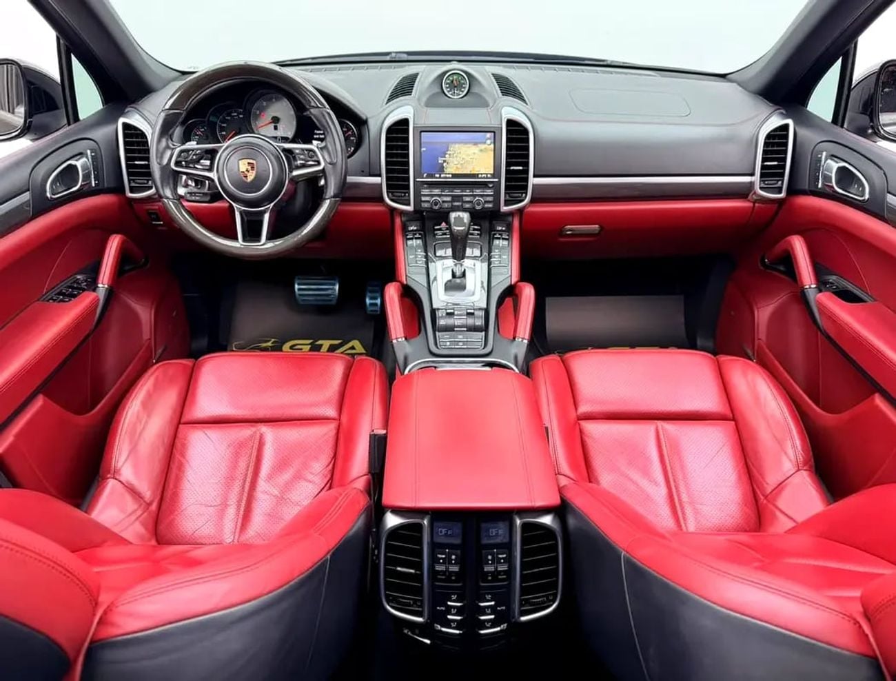 Porsche Cayenne S, Full Service History, Carbon Fiber Interior, Fully Loaded, GCC