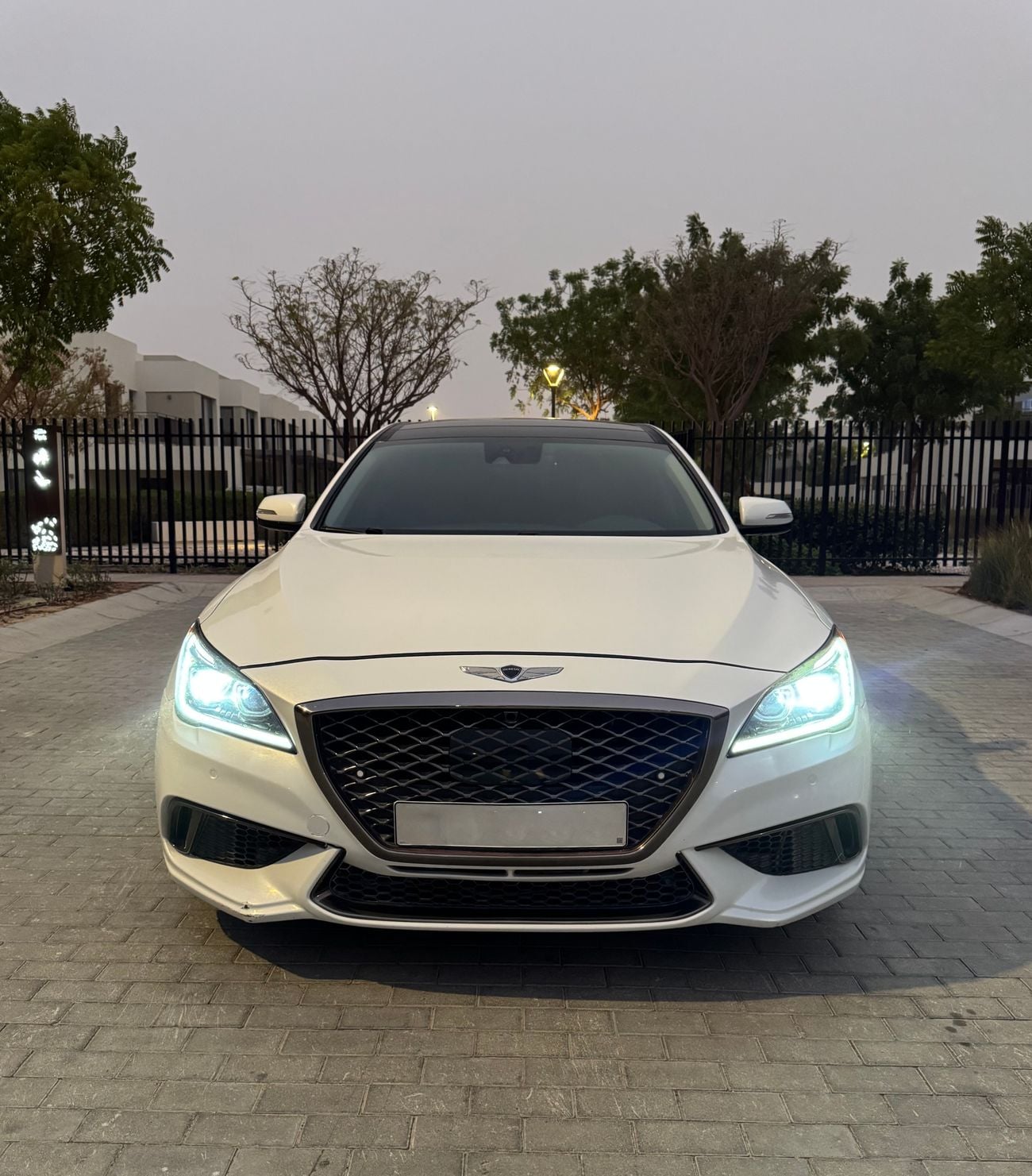 جينيسس G80 BASE