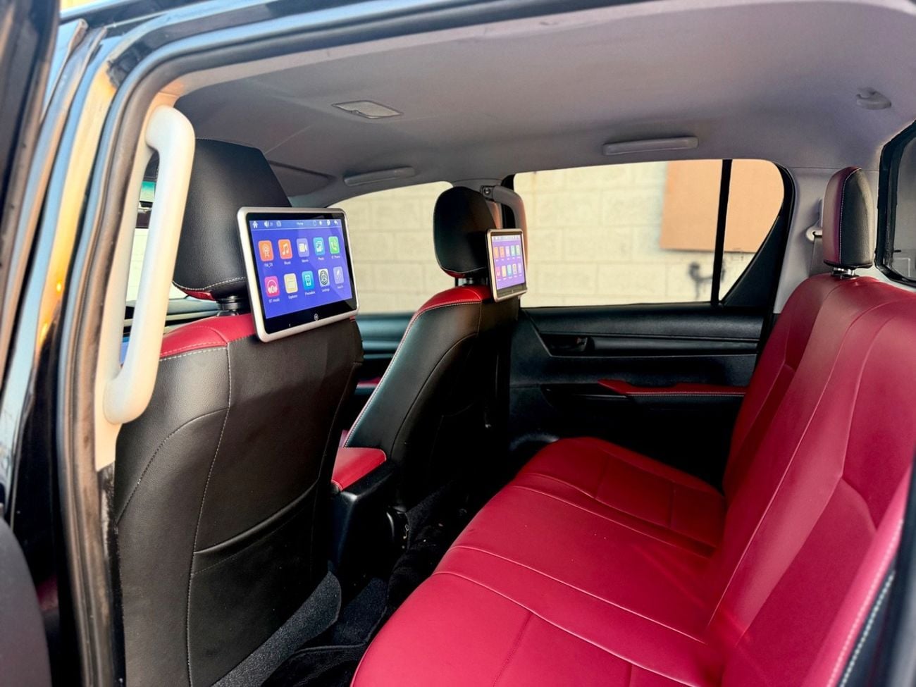 تويوتا هيلوكس GLX ADVENTURE YEAR 2019 FACELIFT TO 2025 ADVENTURE SHAPE V4 2.7 L ENGINE